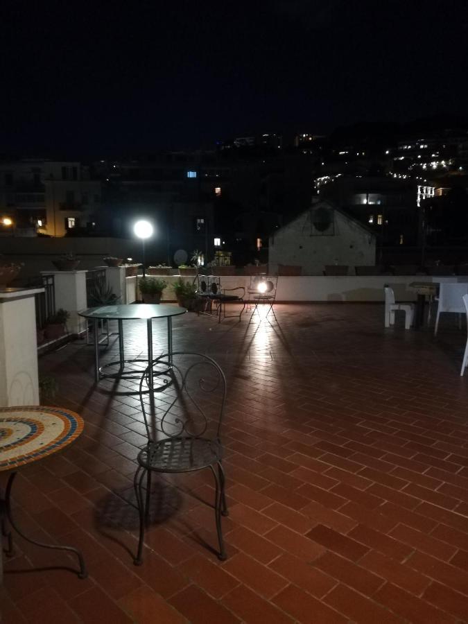 Le Terrazze A Mergellina Napoli Ngoại thất bức ảnh
