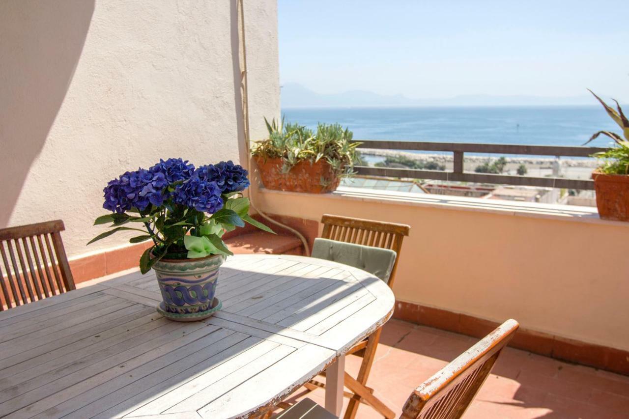 Le Terrazze A Mergellina Napoli Ngoại thất bức ảnh